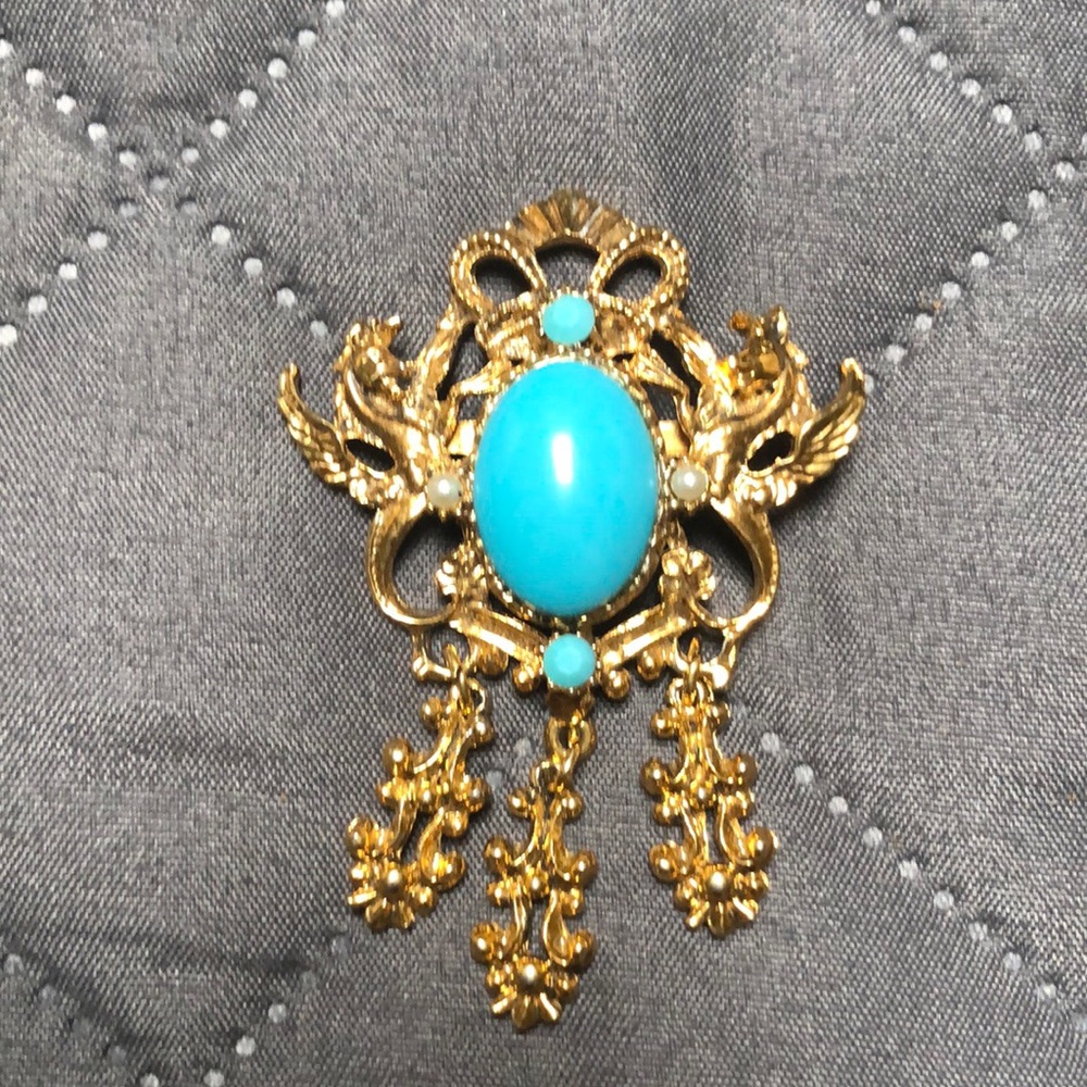 Brooch